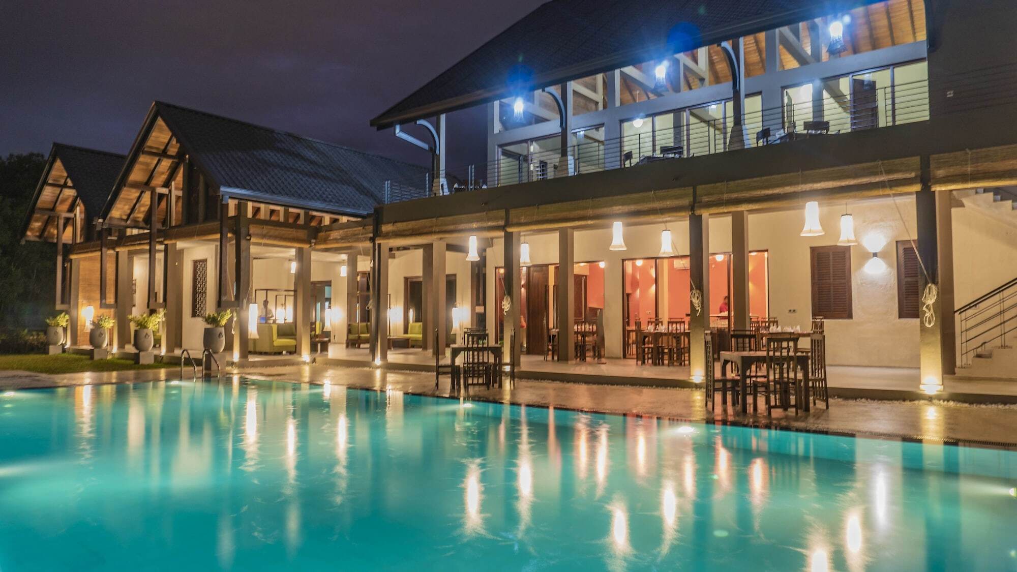 Amora Lagoon Hotel Katunayaka Eksteriør bilde